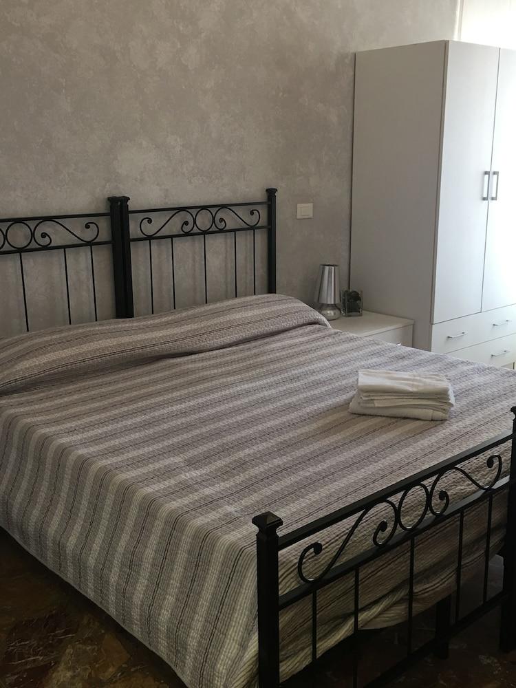 Damiani & Sister Guesthouse Рим Екстериор снимка