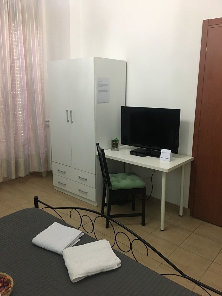 Damiani & Sister Guesthouse Рим Екстериор снимка